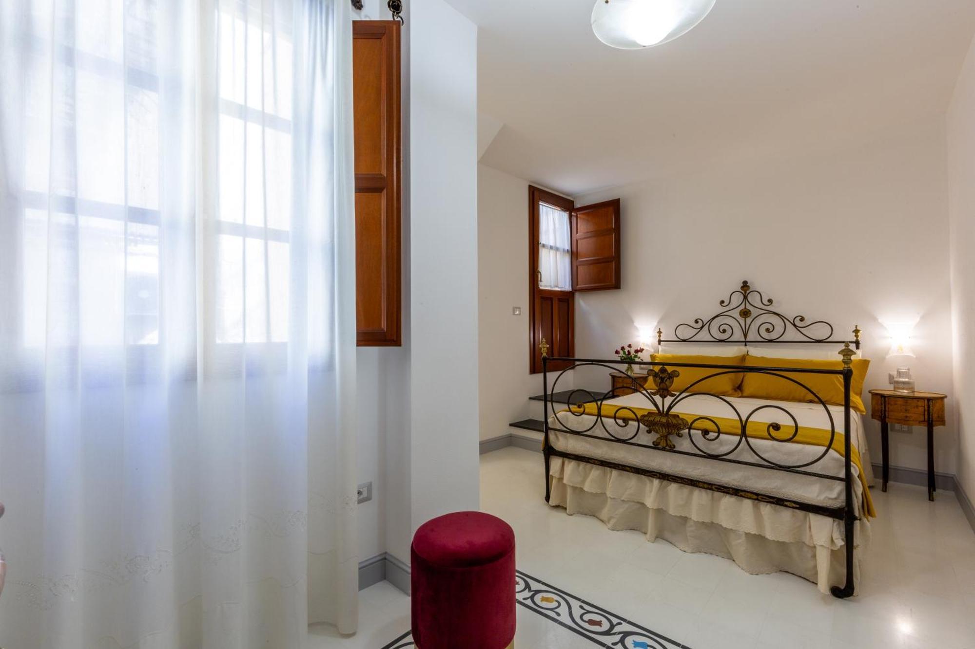Apartmán Mch-Marina Charming House Cagliari Exteriér fotografie